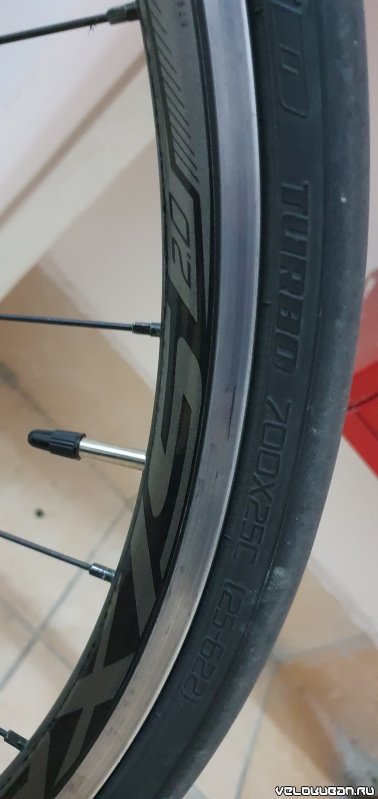 Покрышка 700 Specialized Turbo Pro, черная 700X28C 3