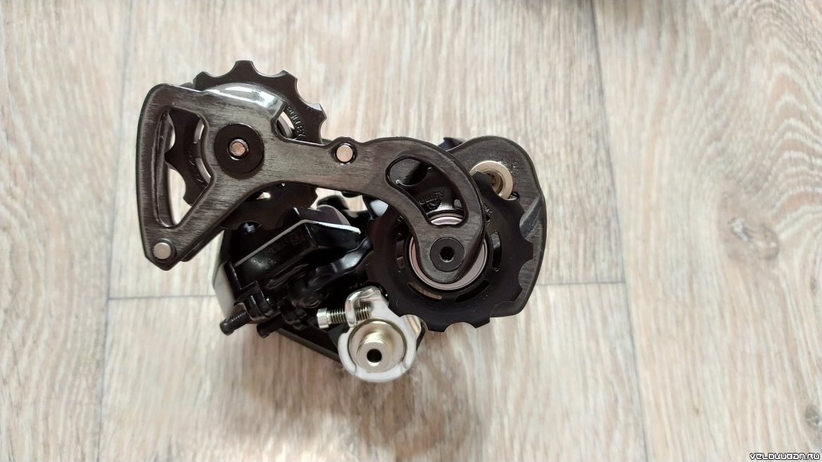 Задний переключатель Shimano Dura Ace Di2 0