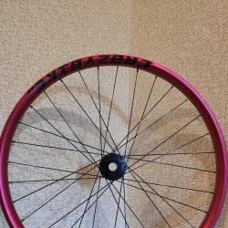 Переднее колесо CrazyBike Flip 26" 32h красный, CrazyBike Flip F20D 32h, DT Swiss 2.0 (можно дербан)