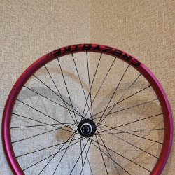 Заднее колесо CrazyBike Flip 26" 32h красный, Velobox VBDC-R08 32h, DT Swiss 2.0 (можно дербан)